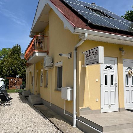 Reka Apartmanhaz Buk Exterior photo